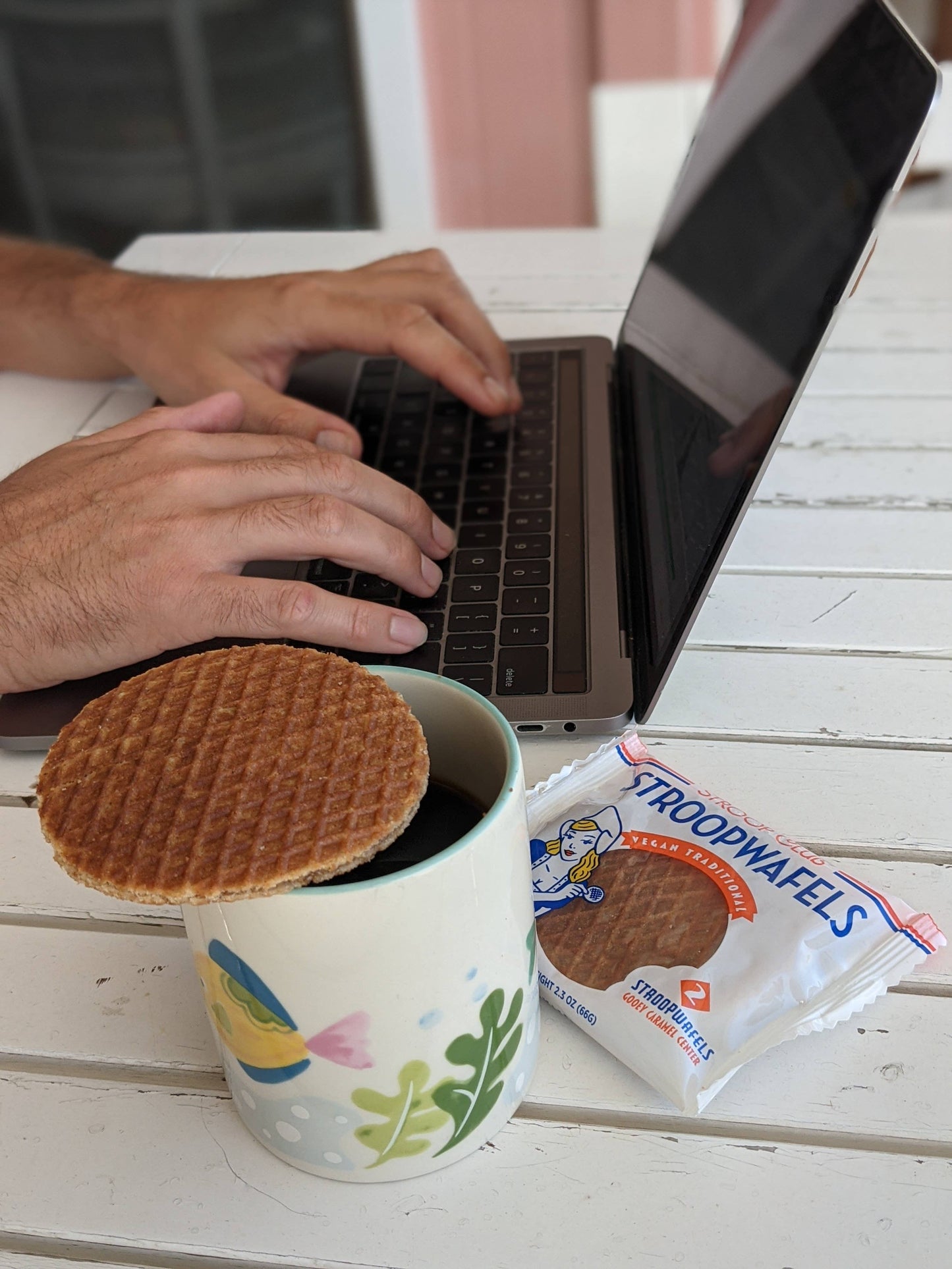 Traditional Caramel Organic and Plant-Based Stroopwafel 2-pa